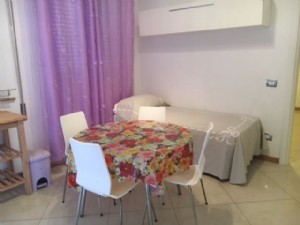 two rooms to rent Lido di Camaiore : two rooms  to rent  Lido di Camaiore