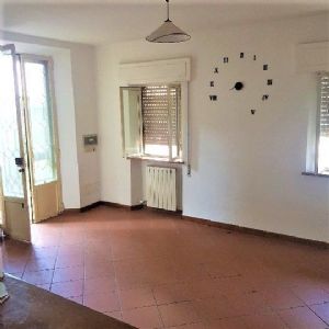 country house for sale Massarosa : country house with garden for sale Massarosa Massarosa