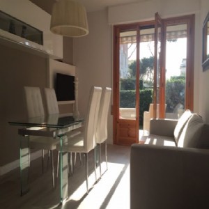 Lido di Camaiore, Appartamento con Giardino, 100  : apartment  to rent  Lido di Camaiore