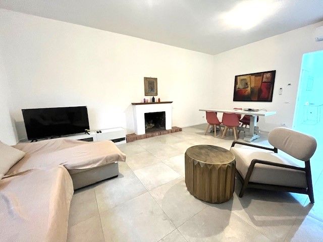 Lido di Camaiore appartamento con giardino