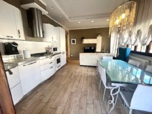 Appartamento al primo piano a Lido di Camaiore : appartamento In affitto  Lido di Camaiore