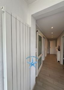 Casa indipendente con giardino  : appartamento In vendita  Lido di Camaiore