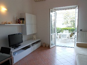 Lido di Camaiore (6 Pax) Appartamento fronte mare : appartamento In affitto e vendita  Lido di Camaiore